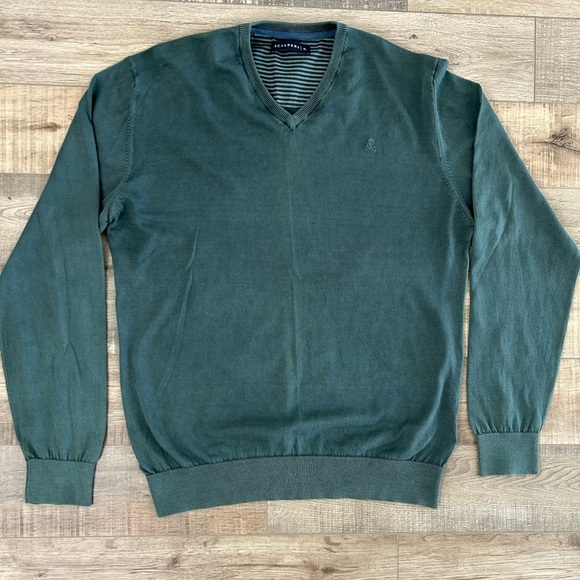 Scalpers Other - Scalpers Men's Cotton Olive V-Neck Sweater